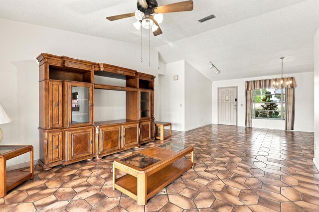 3768 Pinehurst Drive, Lake Worth, FL 33467