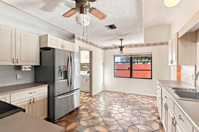 3768 Pinehurst Drive, Lake Worth, FL 33467