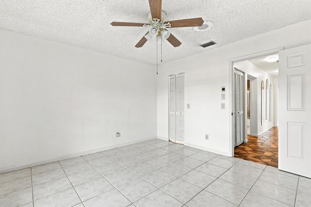 3768 Pinehurst Drive, Lake Worth, FL 33467