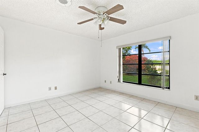 3768 Pinehurst Drive, Lake Worth, FL 33467