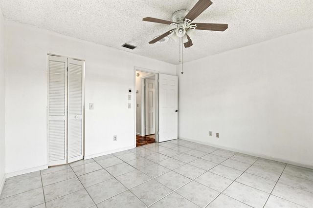 3768 Pinehurst Drive, Lake Worth, FL 33467