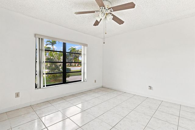 3768 Pinehurst Drive, Lake Worth, FL 33467