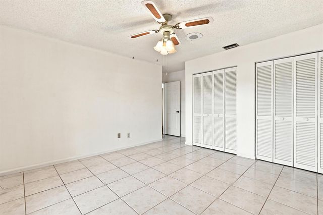 3768 Pinehurst Drive, Lake Worth, FL 33467