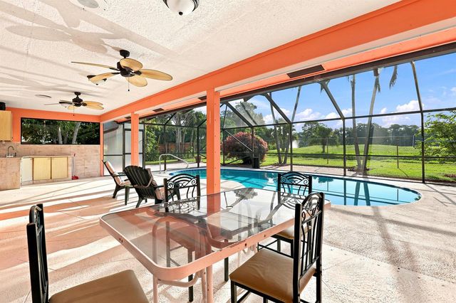 3768 Pinehurst Drive, Lake Worth, FL 33467
