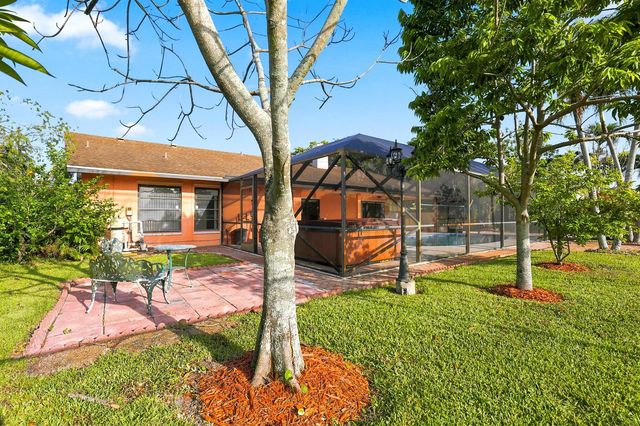 3768 Pinehurst Drive, Lake Worth, FL 33467