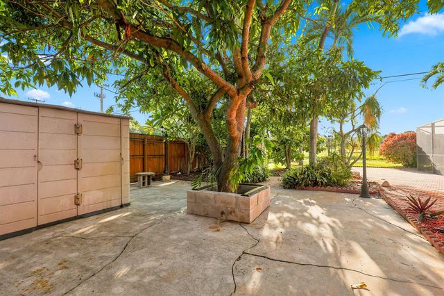 3768 Pinehurst Drive, Lake Worth, FL 33467