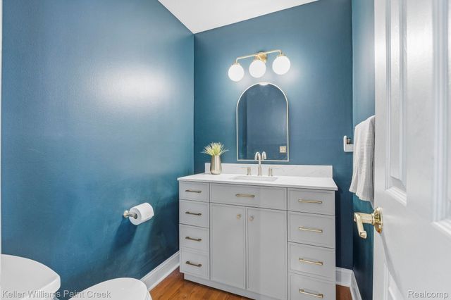 1675 Kilburn Road N, Rochester Hills, MI 48306