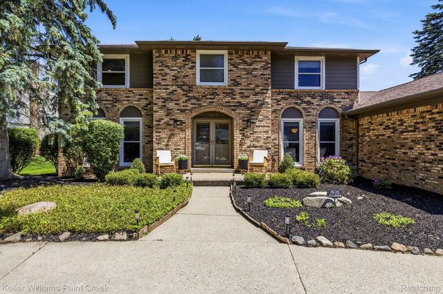 1675 Kilburn Road N, Rochester Hills, MI 48306