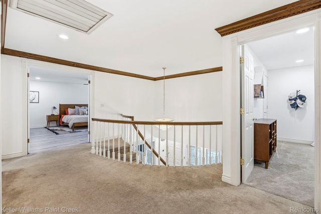 1675 Kilburn Road N, Rochester Hills, MI 48306