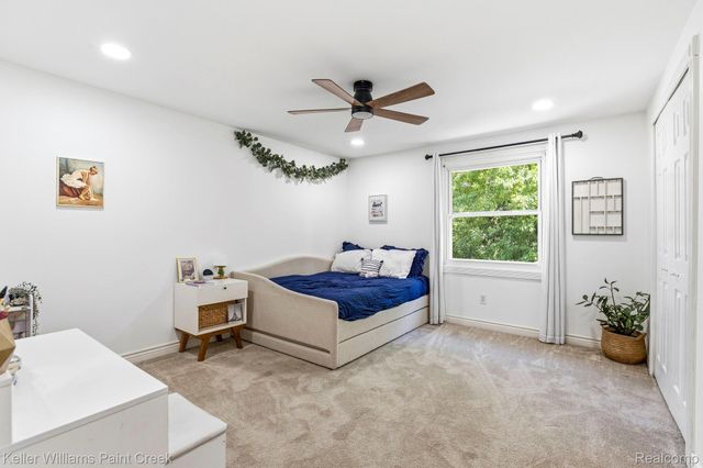 1675 Kilburn Road N, Rochester Hills, MI 48306