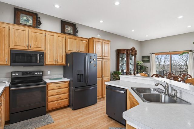 19354 Vernon Street NW, Elk River, MN 55330