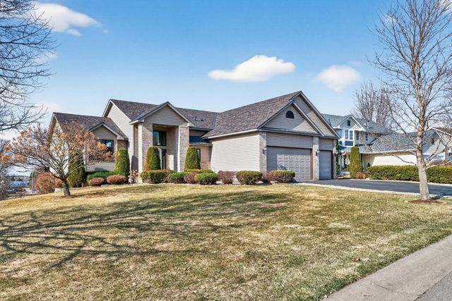 19354 Vernon Street NW, Elk River, MN 55330