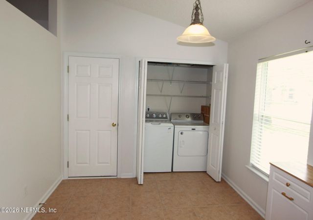 509 CANDYROOT Court, St. Johns, FL 32259