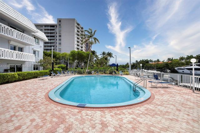 100 Edgewater Drive 309, Coral Gables, FL 33133