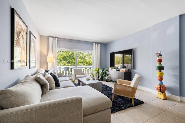 100 Edgewater Drive 309, Coral Gables, FL 33133