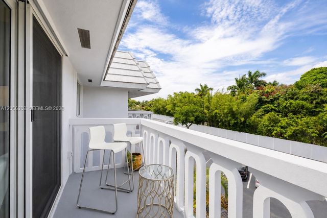 100 Edgewater Drive 309, Coral Gables, FL 33133