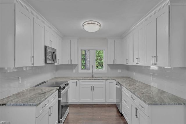 237 James River DR, Newport News, VA 23601