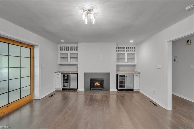 237 James River DR, Newport News, VA 23601