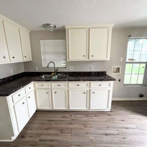 2707 Almendares Avenue, Pasadena, TX 77506