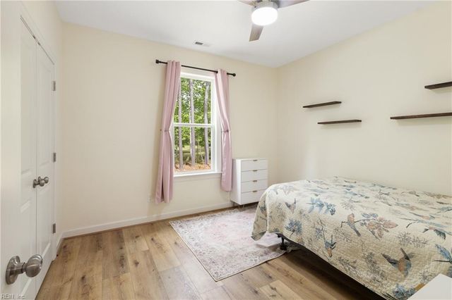 11511 Deep Point LN, Gloucester, VA 23061