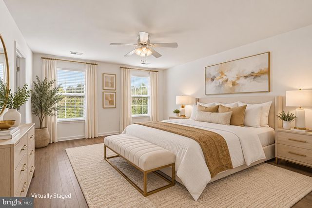 1122 OAKWOOD ST, Fredericksburg, VA 22401