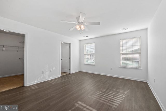 1122 OAKWOOD ST, Fredericksburg, VA 22401