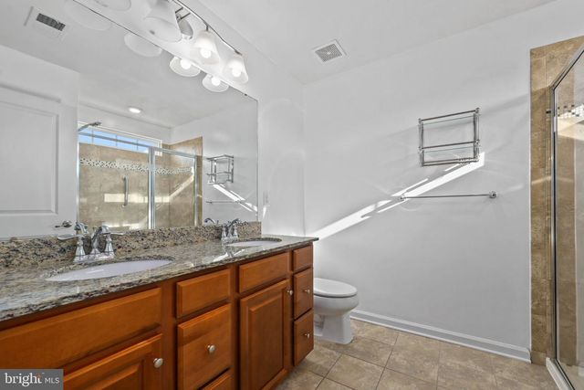 1122 OAKWOOD ST, Fredericksburg, VA 22401
