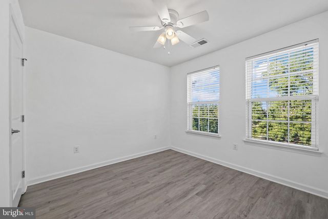 1122 OAKWOOD ST, Fredericksburg, VA 22401