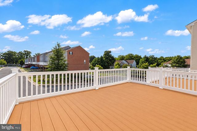 1122 OAKWOOD ST, Fredericksburg, VA 22401