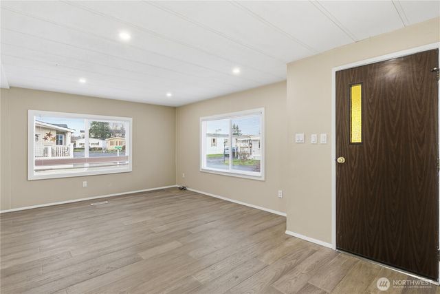 1170 Cedar Drive, Enumclaw, WA 98022