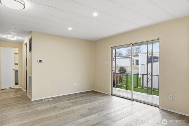 1170 Cedar Drive, Enumclaw, WA 98022