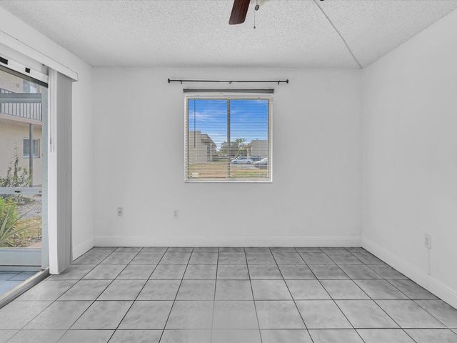 6034 Forest Hill Boulevard 107, West Palm Beach, FL 33415