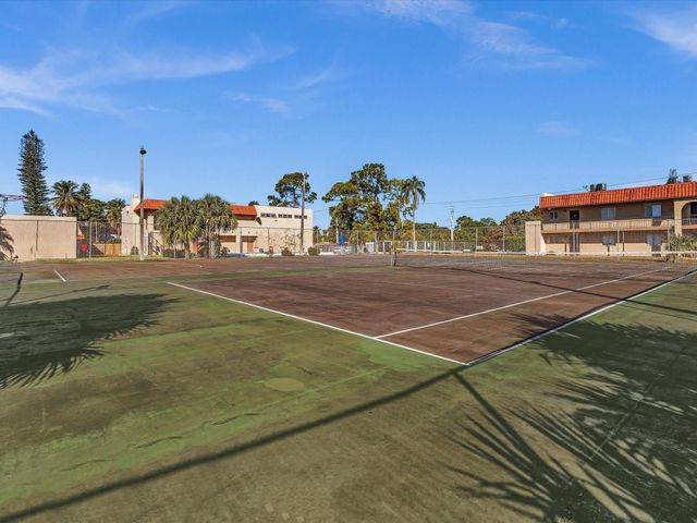 6034 Forest Hill Boulevard 107, West Palm Beach, FL 33415