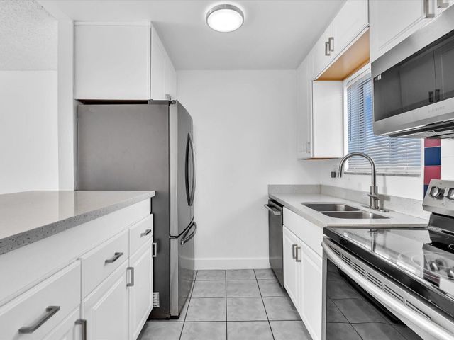 6034 Forest Hill Boulevard 107, West Palm Beach, FL 33415