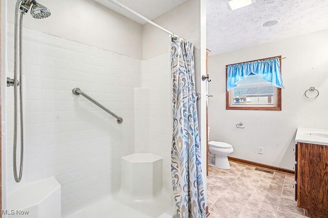 1105 13th Avenue, Vienna, WV 26105