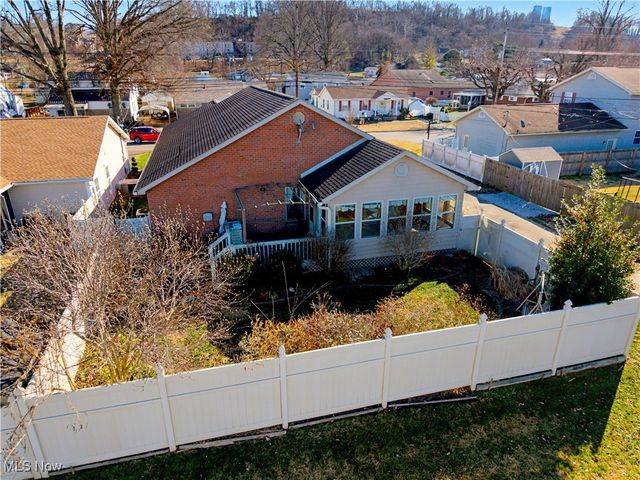 1105 13th Avenue, Vienna, WV 26105