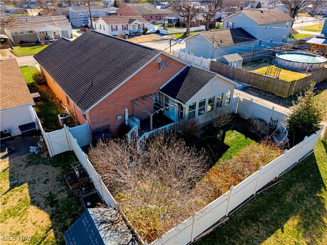 1105 13th Avenue, Vienna, WV 26105