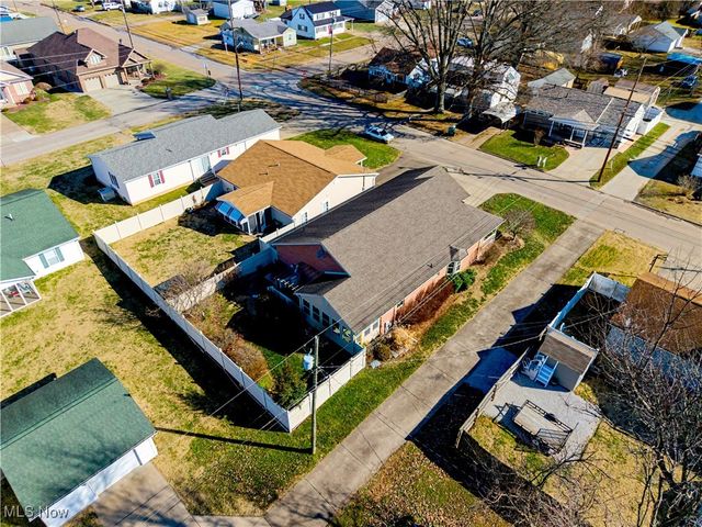 1105 13th Avenue, Vienna, WV 26105