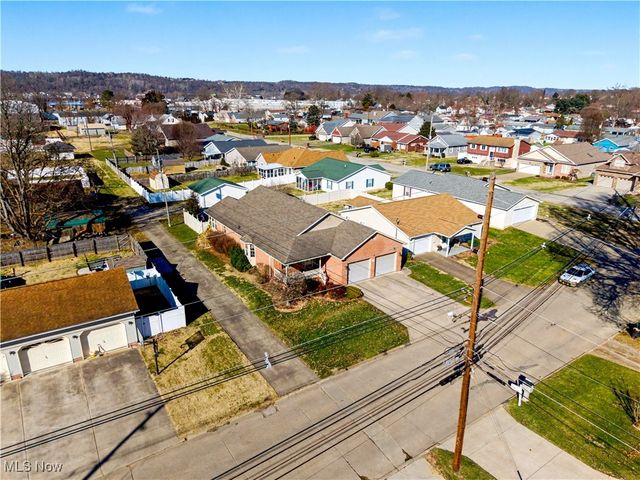 1105 13th Avenue, Vienna, WV 26105