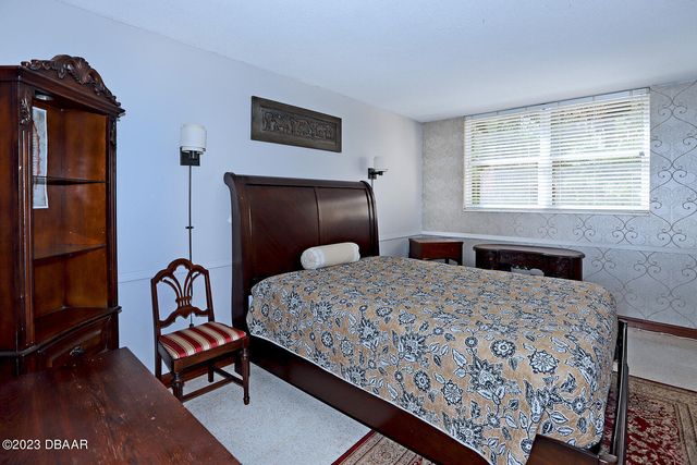 1224 S Peninsula Dr Apt 102, Daytona Beach, FL 32118