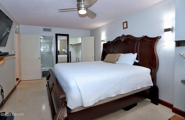 1224 S Peninsula Dr Apt 102, Daytona Beach, FL 32118