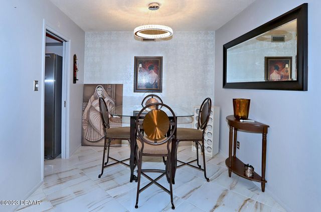 1224 S Peninsula Dr Apt 102, Daytona Beach, FL 32118