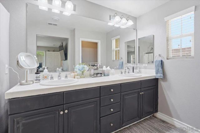 37156 Ascella Lane, Murrieta, CA 92563