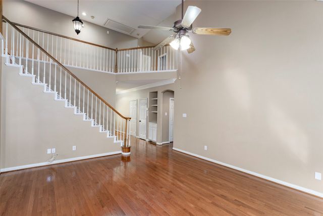 5704 Champion Court, Arlington, TX 76017