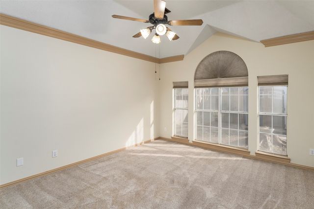 5704 Champion Court, Arlington, TX 76017