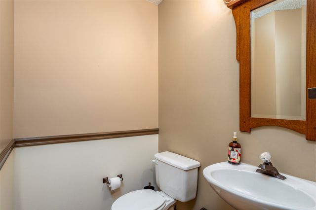 5704 Champion Court, Arlington, TX 76017