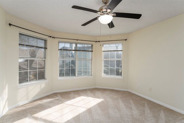 5704 Champion Court, Arlington, TX 76017