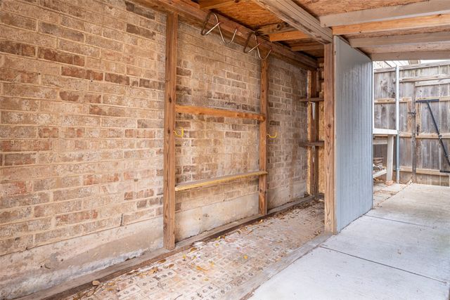 5704 Champion Court, Arlington, TX 76017