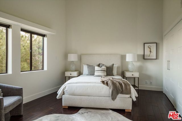 5677 Spreading Oak Drive, Los Angeles, CA 90068