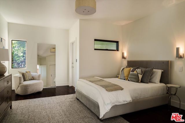 5677 Spreading Oak Drive, Los Angeles, CA 90068